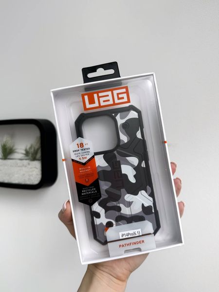 Ударопрочный чехол UAG Pathfinder Сamouflage with MagSafe для iPhone 13 Pro Max Black 3848860000009 фото