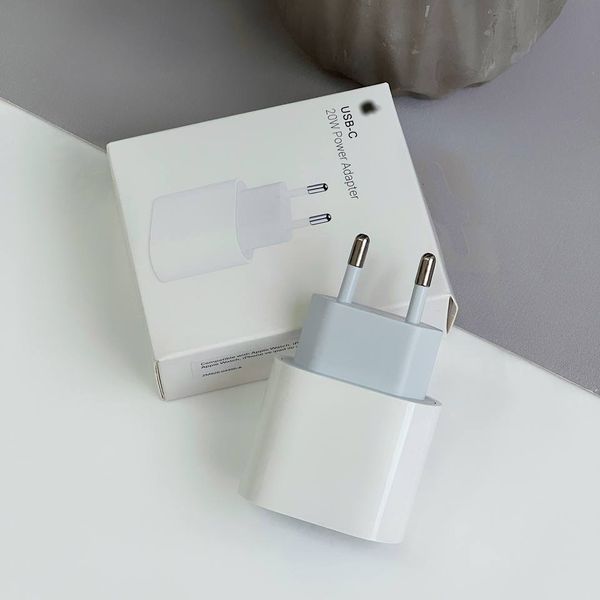 Сетевое зарядное устройство 20W USB-C Power Adapter 9-0001 фото